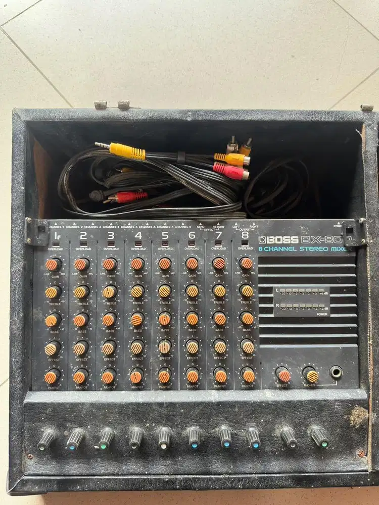 mixer BOSS BX 800