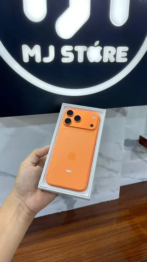 iPhone 17 Promax 256 gb ex iBox bh 100% garansi sampai Februari 2027