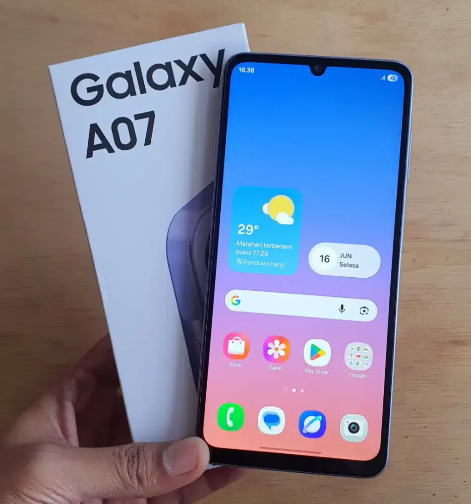 Samsung A07 4+4/64 like new