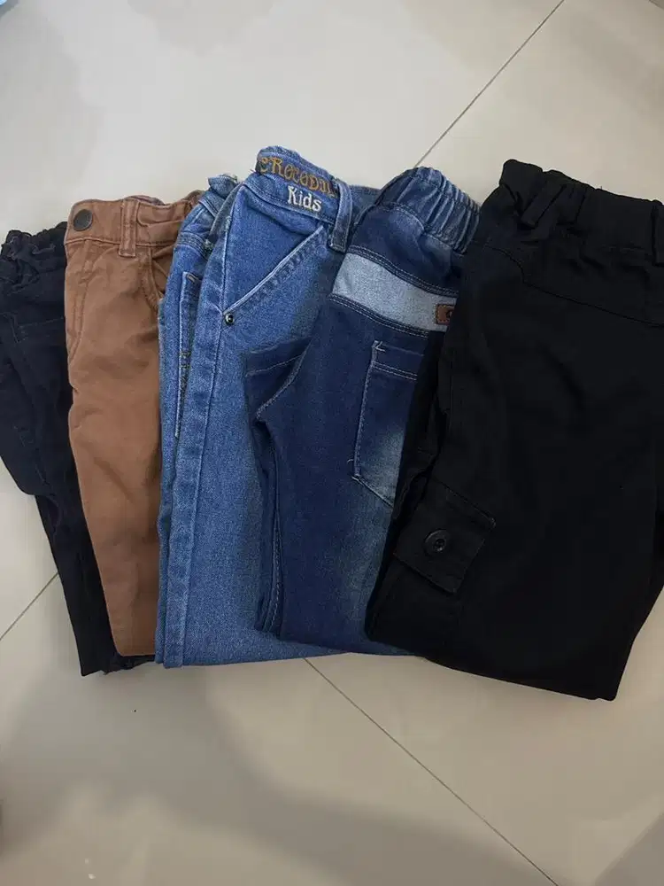 Celana panjang anak laki- laki
