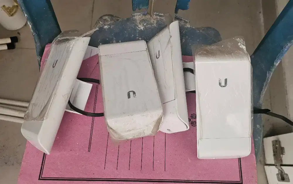Ubiquity Nano Station Loco
M2 (NSL-M2)