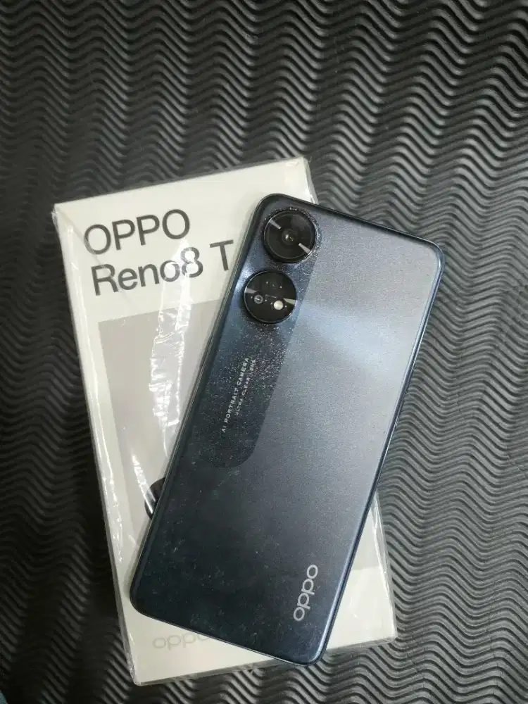Oppo reno 8T 8/256 4G
