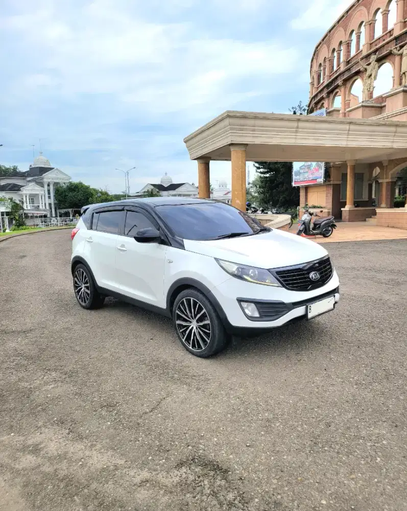 Kia Sportage LX-AT(2013)DP 5 jt-Tenor 29 bulan saja- Non sun roof