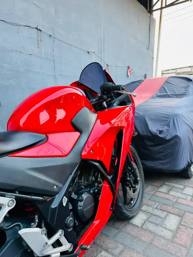 CBR150R K45a 2015