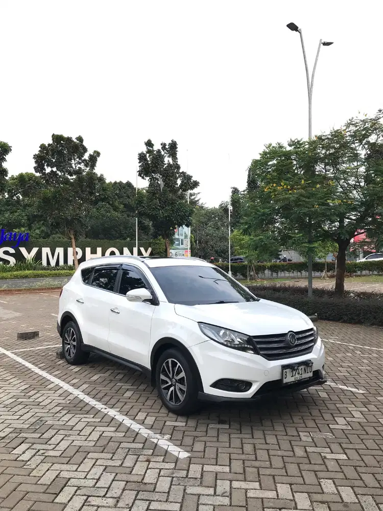DFSK Glory 580 1.8 AT (2019)