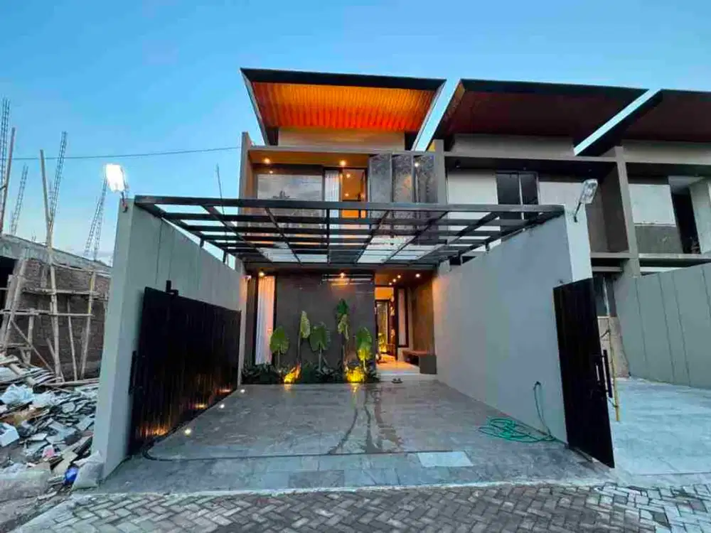 Rumah Mewah Full Furnished dan Kolam Renang Pribadi