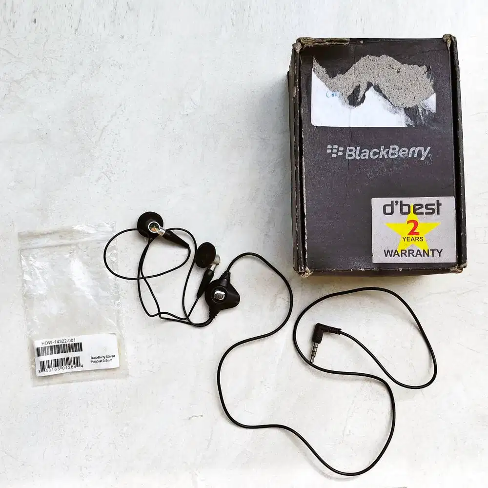 Preloved Headset Earphone Half In Ear Mic Blackberry Black Deep Bass