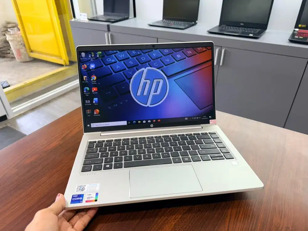 Hp probook core i7 + vga intel iri gen 11