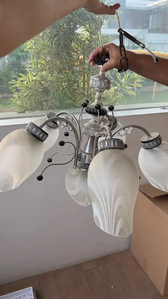 Lampu gantung klasik minimalis bekas chandelier