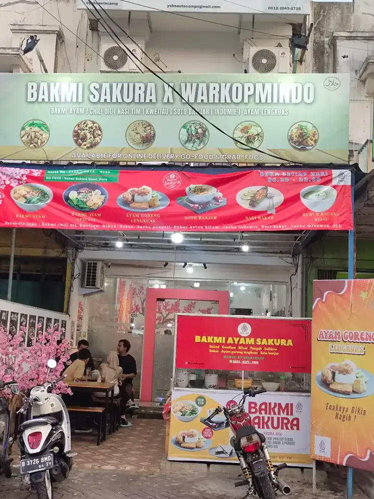 CREW BAKMI SAKURA