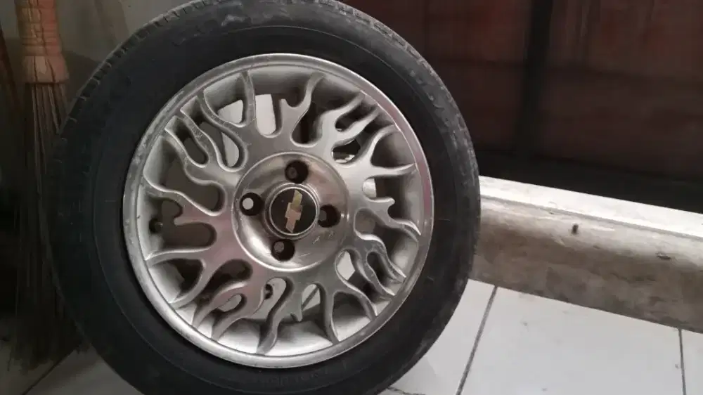 Jual velg racing R14 + ban 175 65