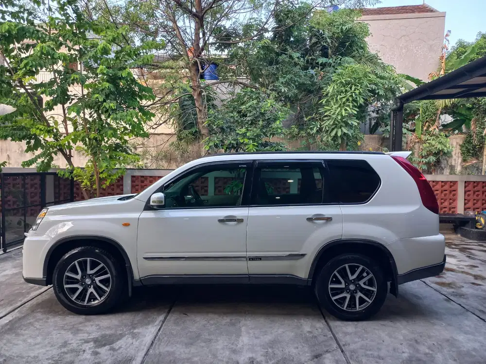 Nissan X-Trail 2013 Bensin