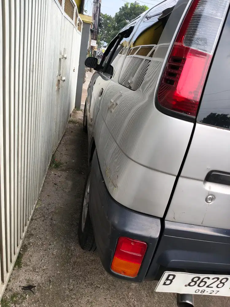 Daihatsu Taruna 2005 Bensin