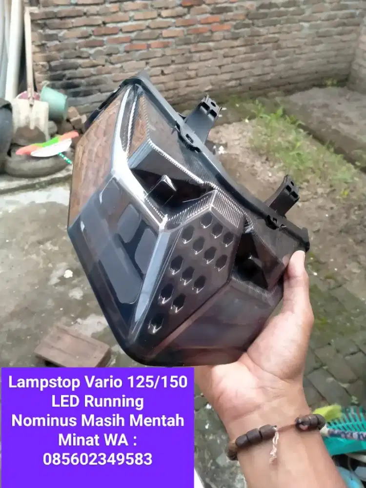 Stoplamp Vario 125/150 Variasi LED Running Bekas Bagus