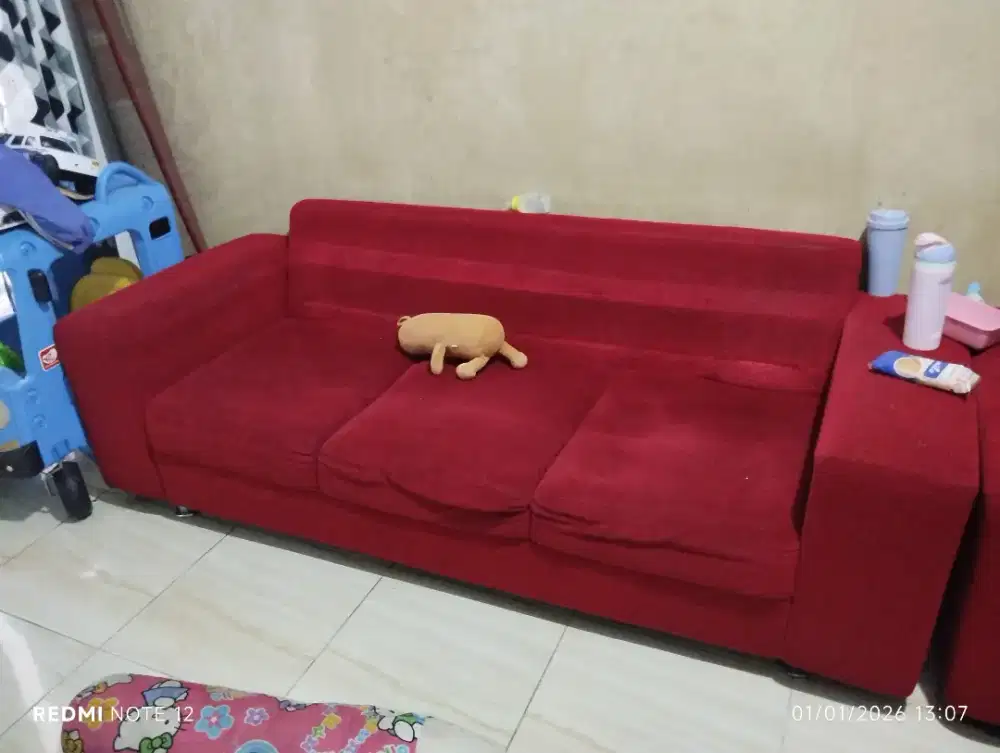 SOFA  3 SEATER DAN 1 SEATER VICTORIA SECOND