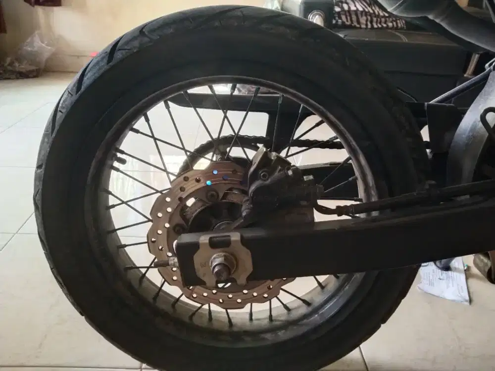 DIJUAL Wheelset Supermoto WR155 Ring 17 Komplit Ban