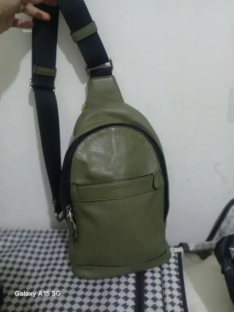 Tas cwok coach campus