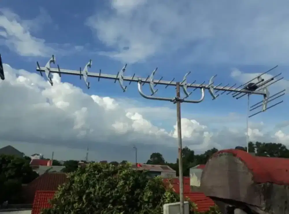 Jasa Ahli Pemasangan Antena TV Digital Bergaransi