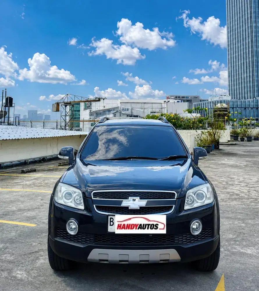 Chevrolet Captiva Bensin Tahun 2008 Automatic Hitam Metalik