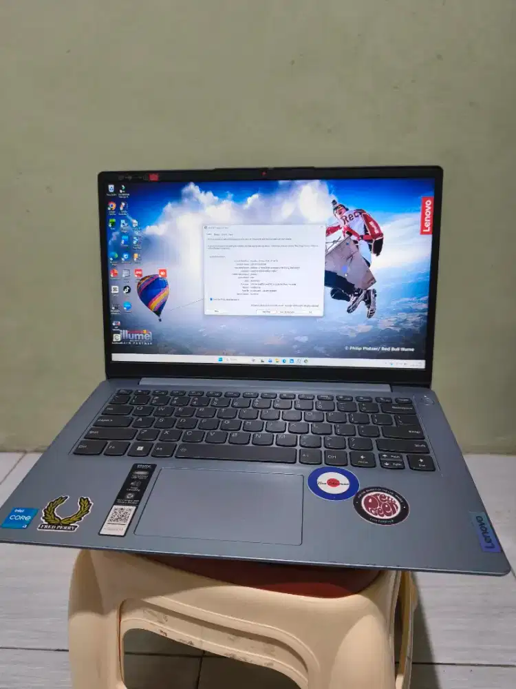 Laptop Lenovo ideapad slim core i3 gen 12