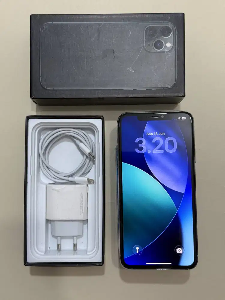 Iphone 11 Pro max 256gb - Resmi Indo - White