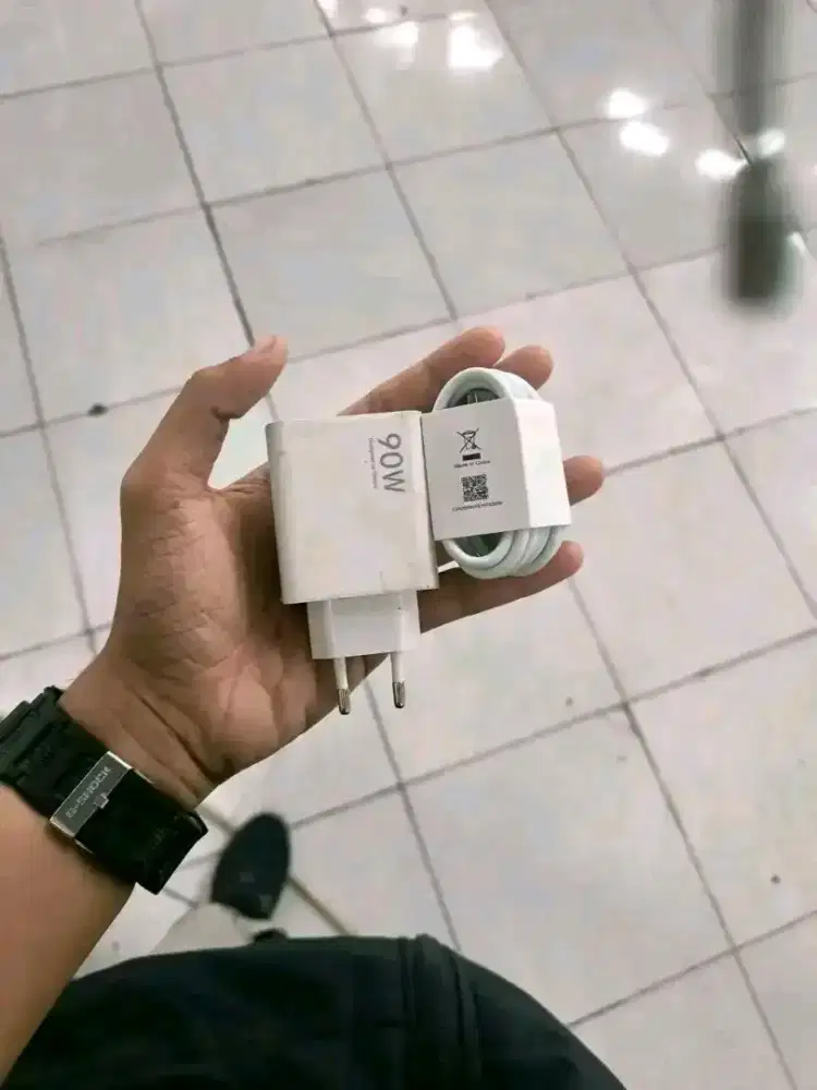 Charger bawaan Poco /xiomi 90 Watt