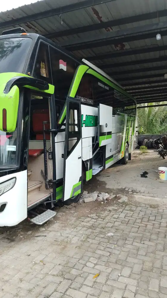 Mercedes-Benz Big bus 2009 55 seats