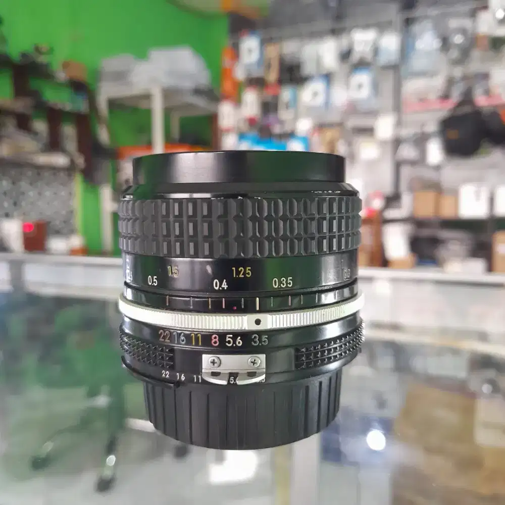 nikon 28mm f3.5 ai