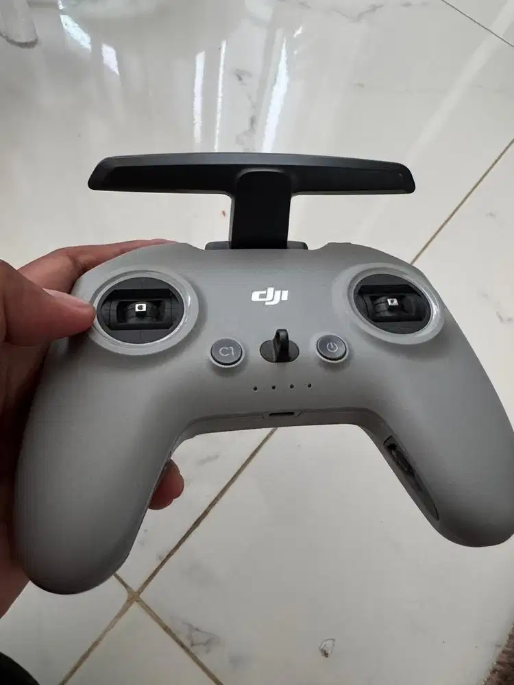 DJI FPV Remote Controller 2