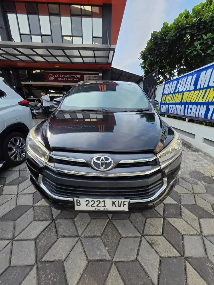 Toyota Innova Reborn V 2.0L A/T 2016