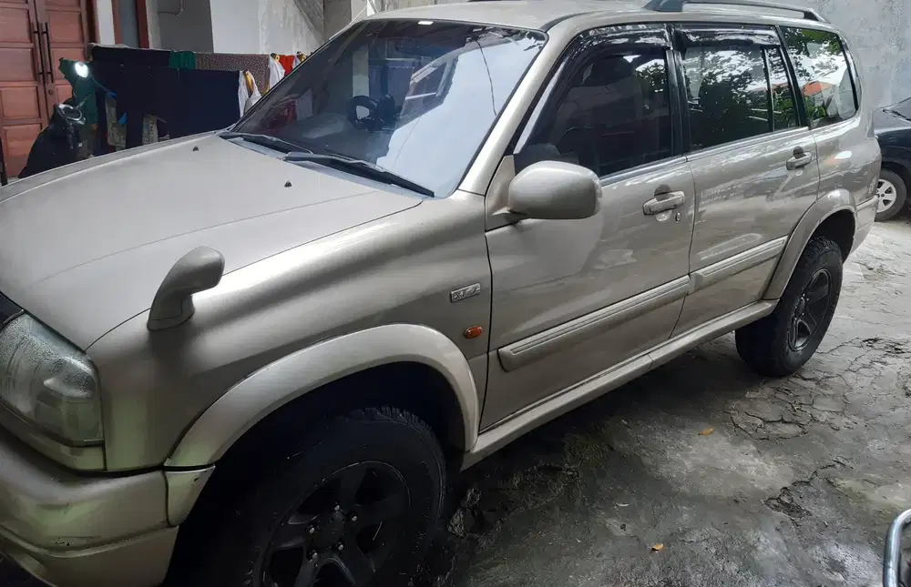 Suzuki Escudo 2003 Bensin