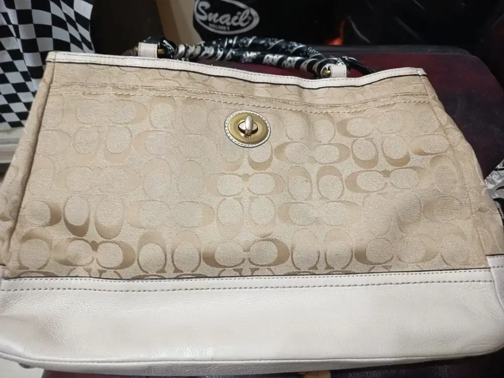 Tas coach second ori