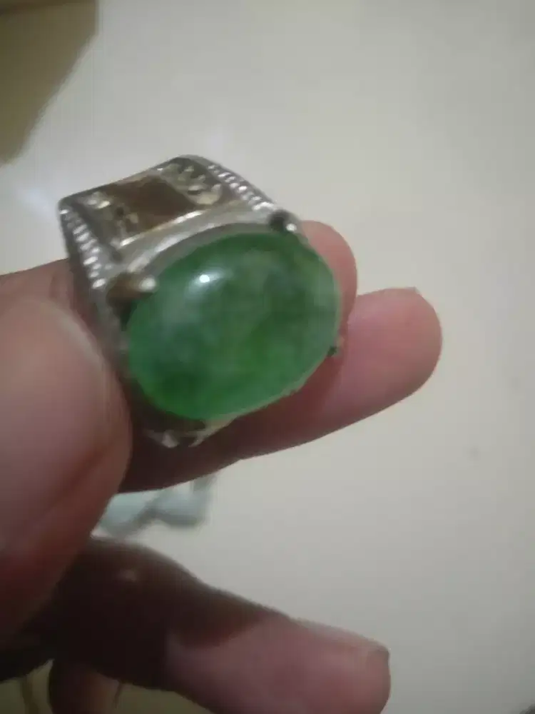 Cincin batu akik Zamrud kalimantan