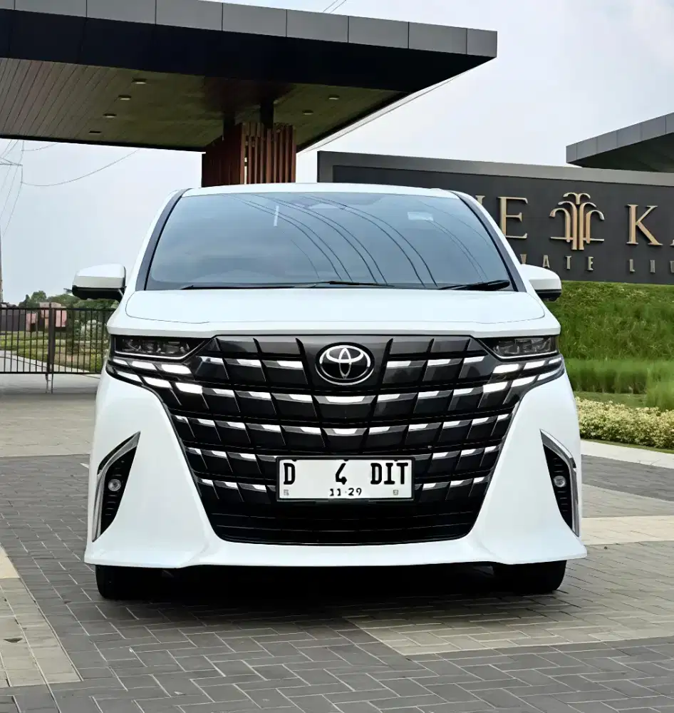 ALPHARD HEV HYBRID MATIC TAHUN 2024 WARNA PUTIH SUPER ISTIMEWA