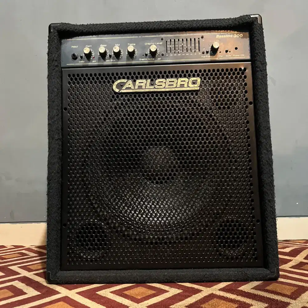 Carlsbro Bassline 300
Made in England