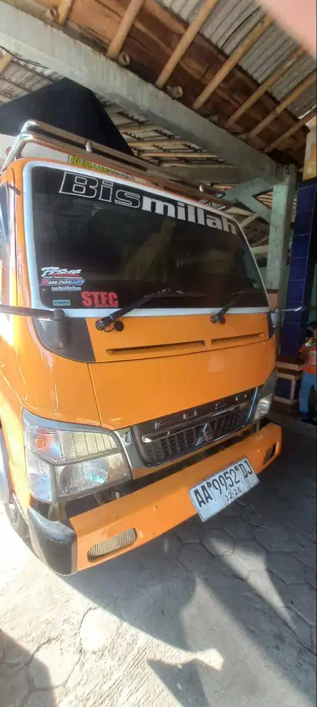Truk Mitshubishi Canter HD 125PS