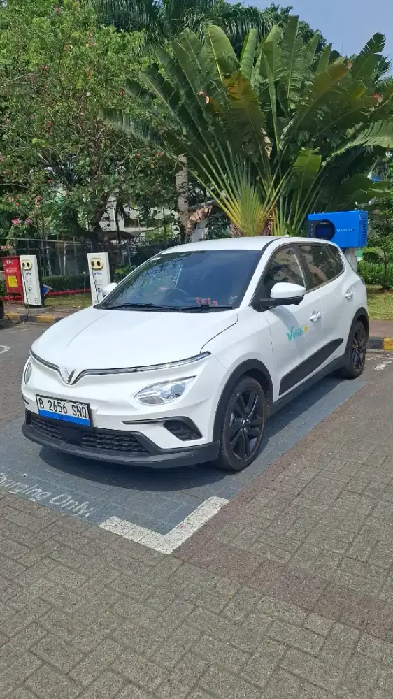 Rental mobil listrik