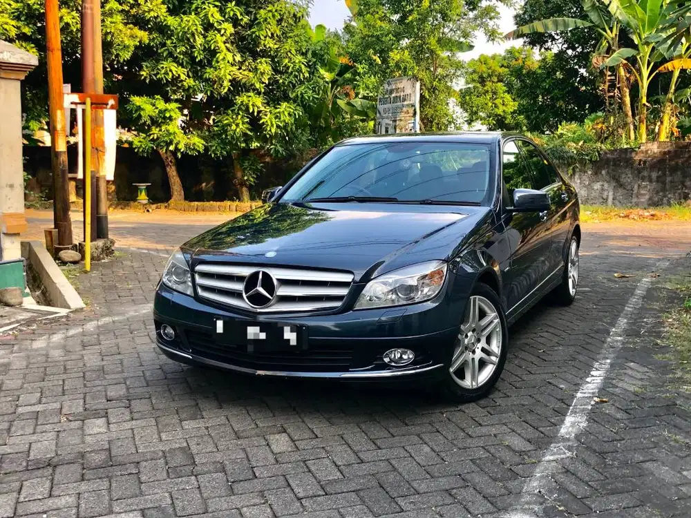 (LOW KM 22rb) Mercedes W204 c280 2009 Antik