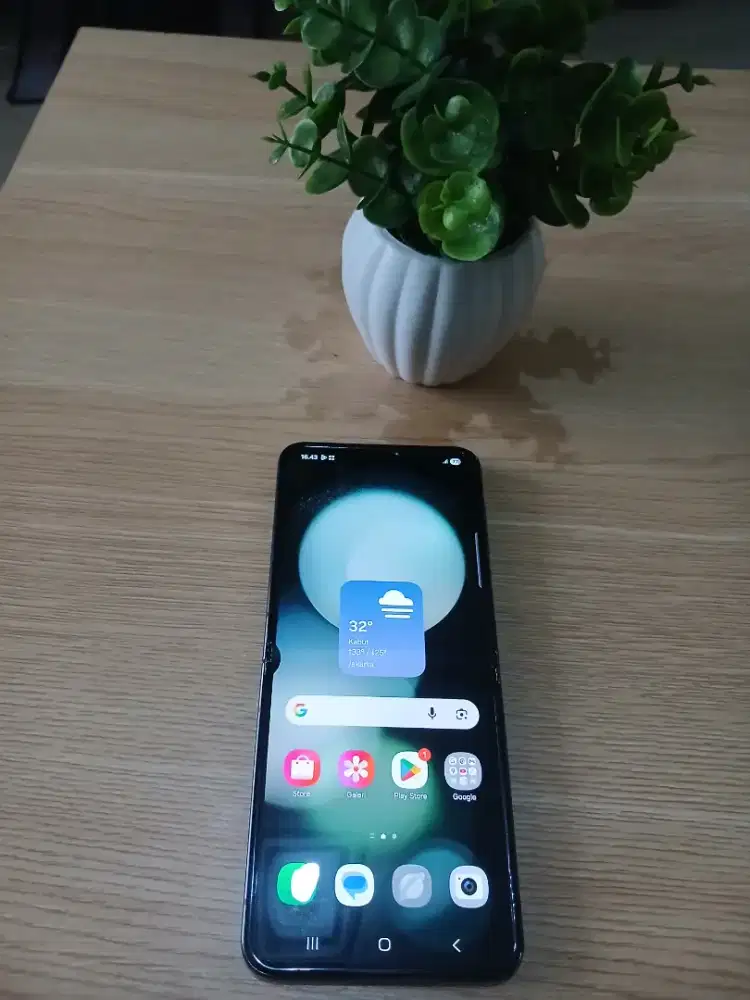 Samsung Z Flip 5 8/512 GB