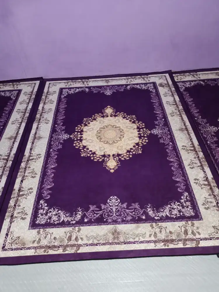 karpet turki polyster seperti baru