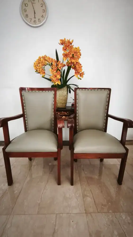 Jual Cepat 1 Set Meja Kursi Kayu Jati Asli Tua (Bisa Nego)