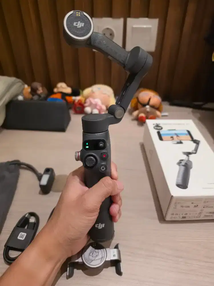 DJI Osmo Mobile 7P Like New