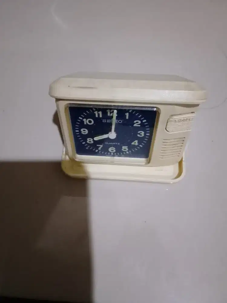 SEIKO jam meja , jam traveling
