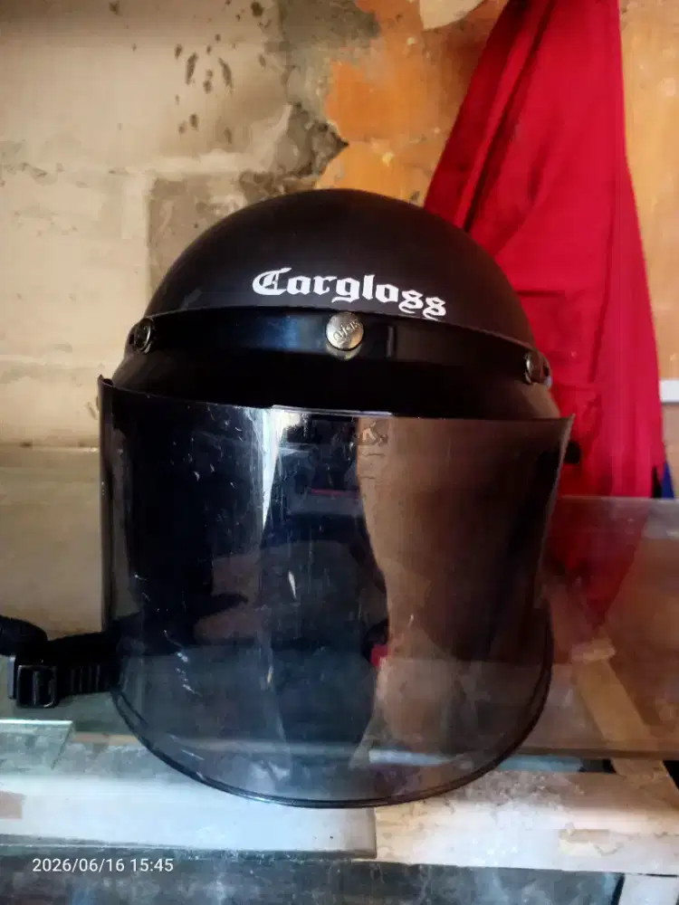 Helm cargloss second