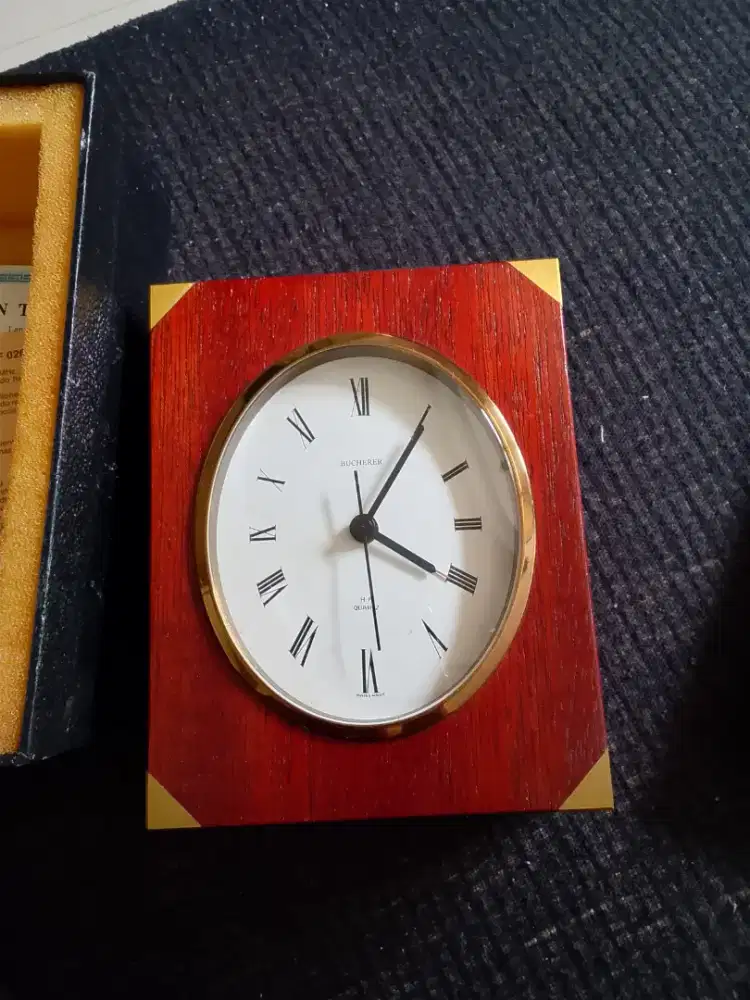 Jam Meja BUCHERER ..antik , klasik