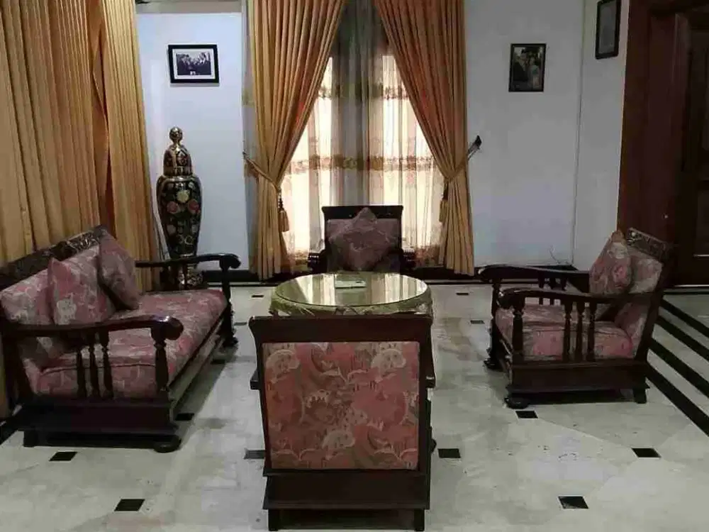 Jual Rumah untuk Keluarga Besar di Pejaten Raya