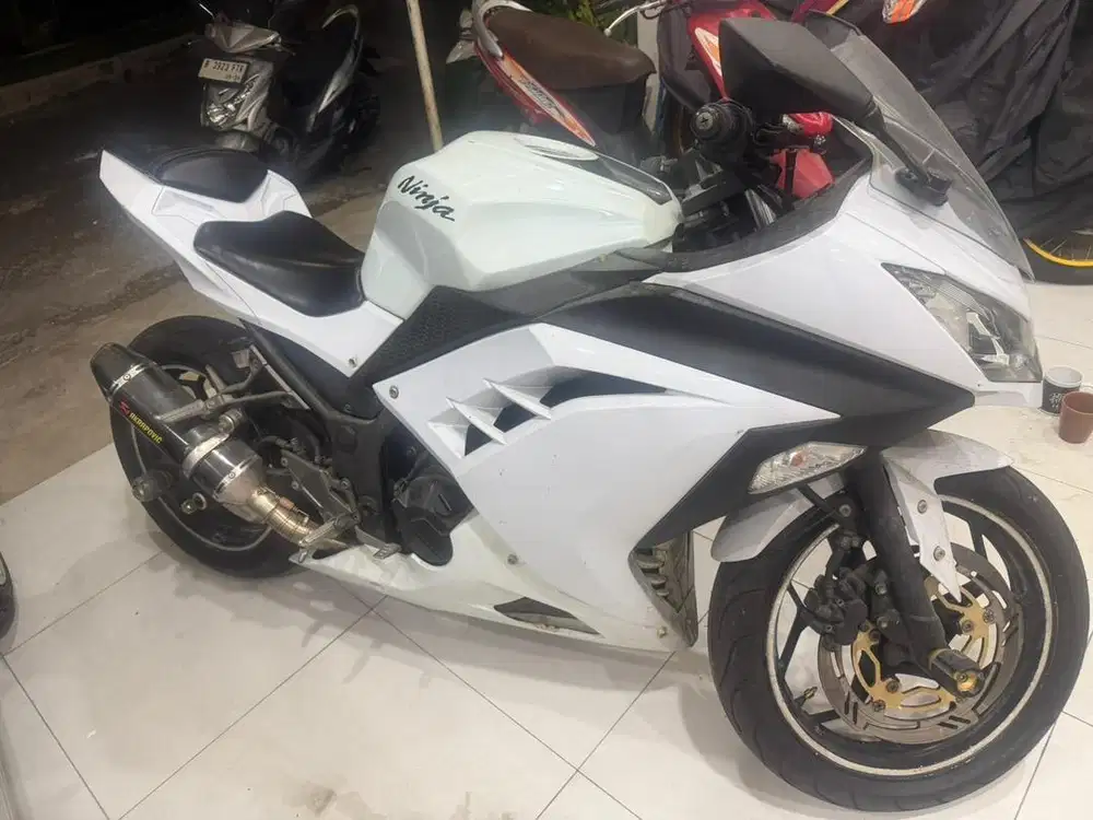 Di jual motor kawasaki ninja