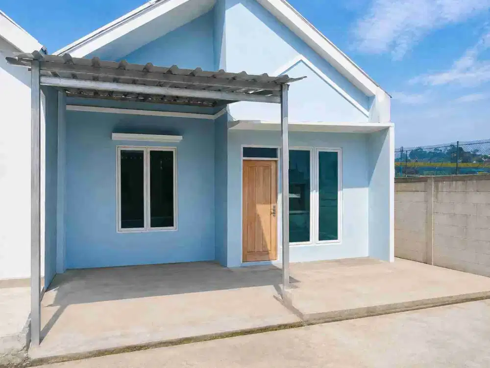 JUAL RUMAH SIAP HUNI AKSES PINGGIR JALAN RAYA