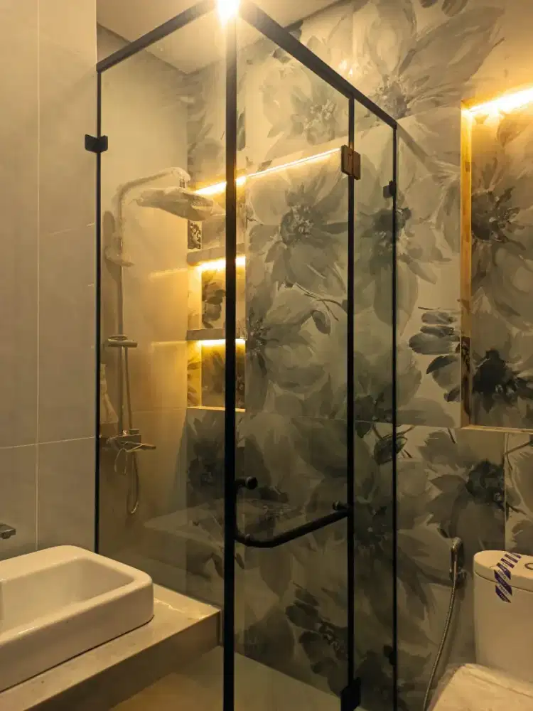 Kaca sekat shower/sekat kamar mandi