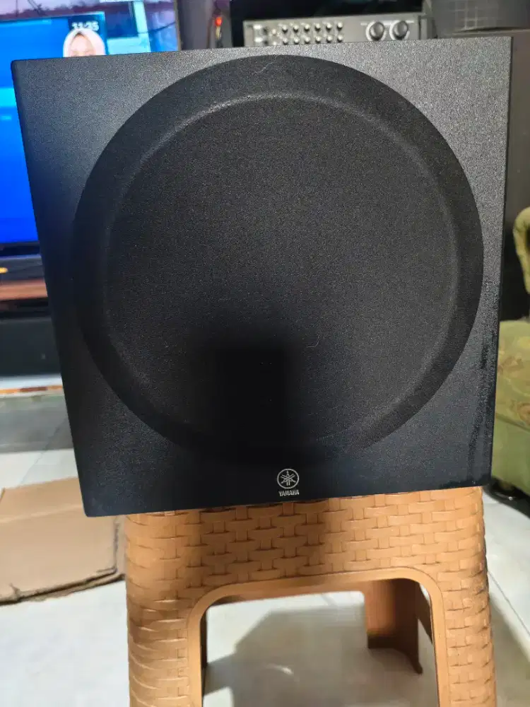 Subwoofer yamaha home theater 8 inch